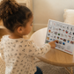 Le Petit Tableau Parlant – Tableau de communication sonore (44 pictogrammes)