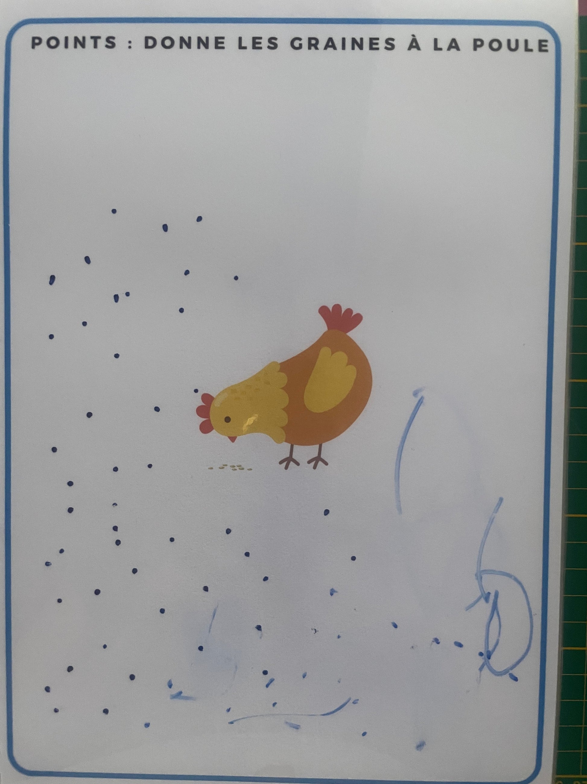 Fiche du Livret de Graphisme avec poule et points à relier pour motricité fine en maternelle